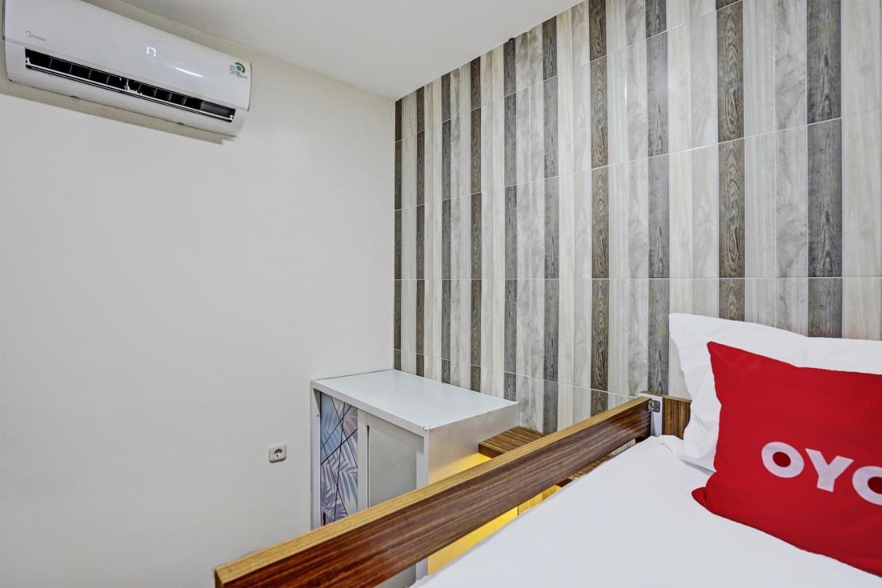 Oyo 92435 Sunlo Cozy Home Family Homestay Syariah Surabaya Exterior foto