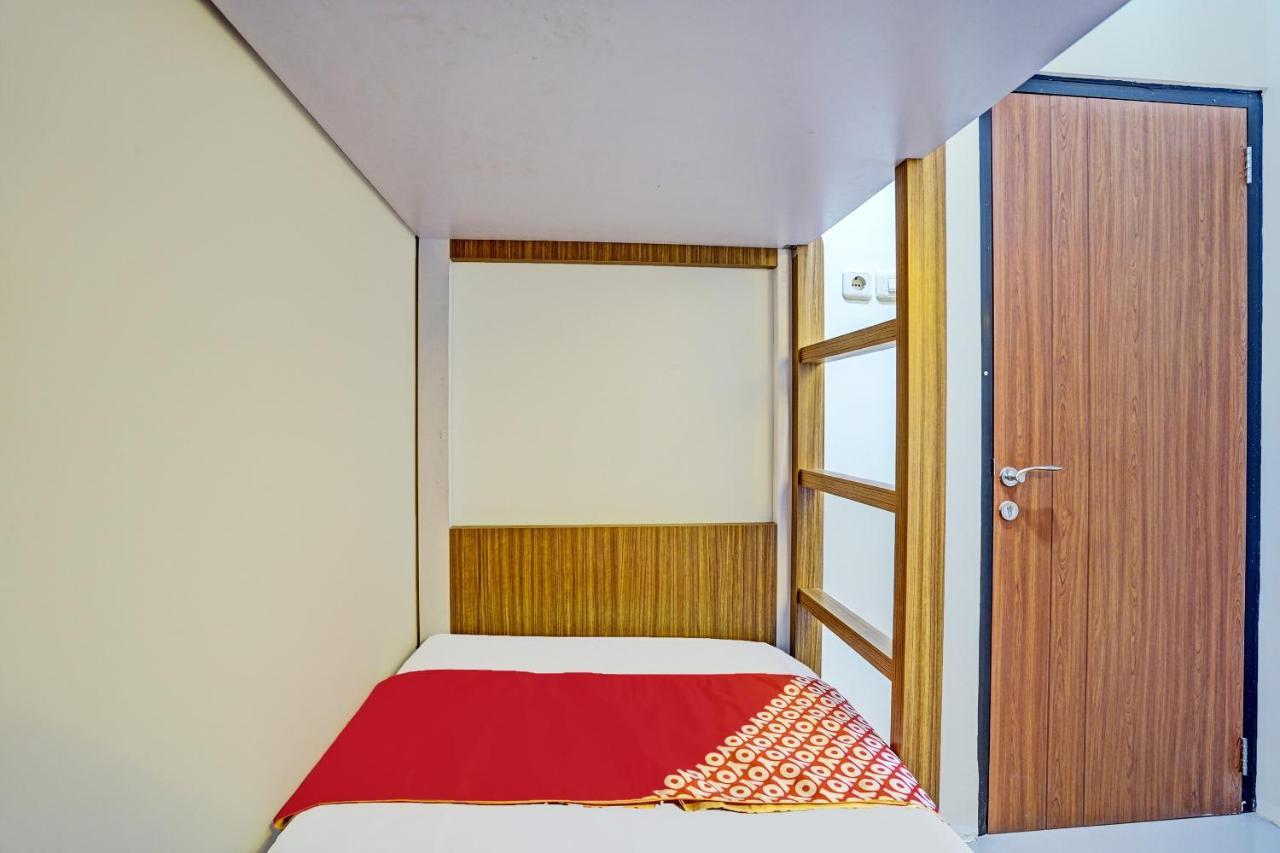 Oyo 92435 Sunlo Cozy Home Family Homestay Syariah Surabaya Exterior foto